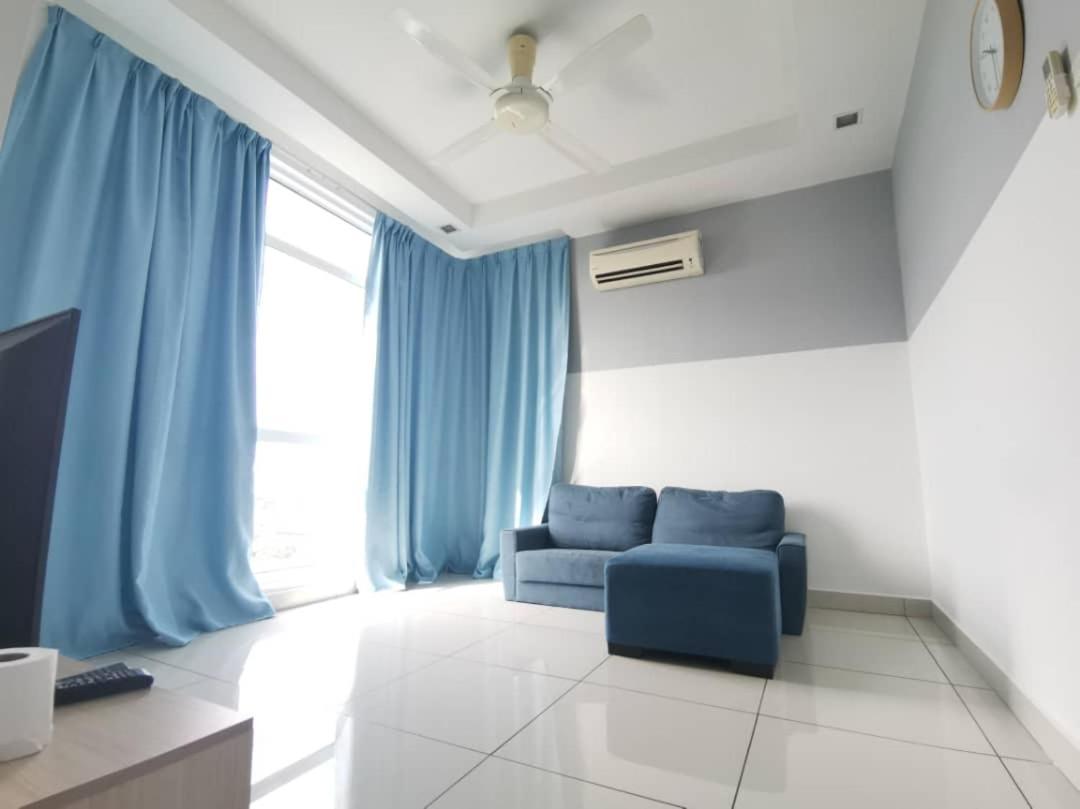 Homestay Kuala Lumpur ; Terminal TBS ; Bukit Jalil Bagian luar foto