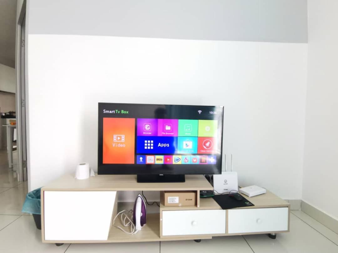 Homestay Kuala Lumpur ; Terminal TBS ; Bukit Jalil Bagian luar foto