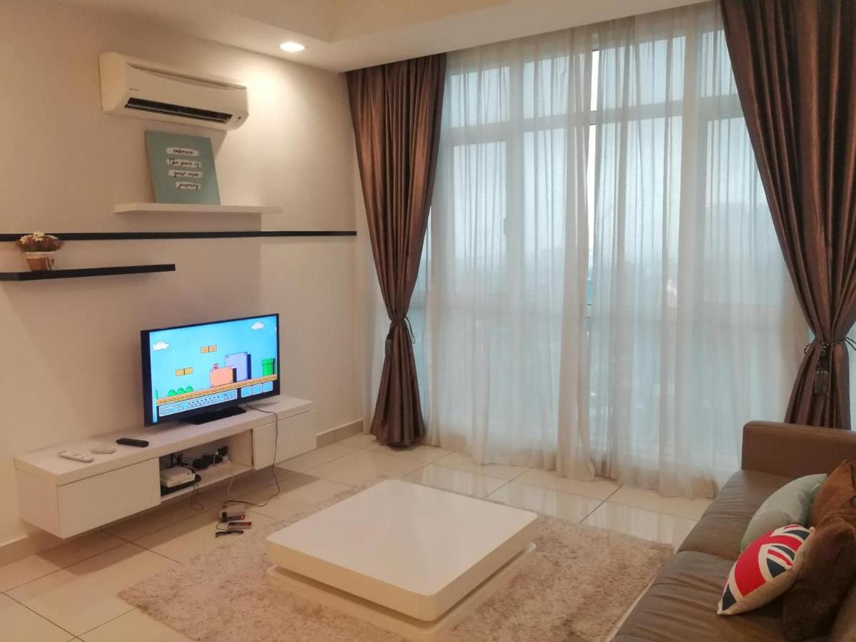 Homestay Kuala Lumpur ; Terminal TBS ; Bukit Jalil Bagian luar foto