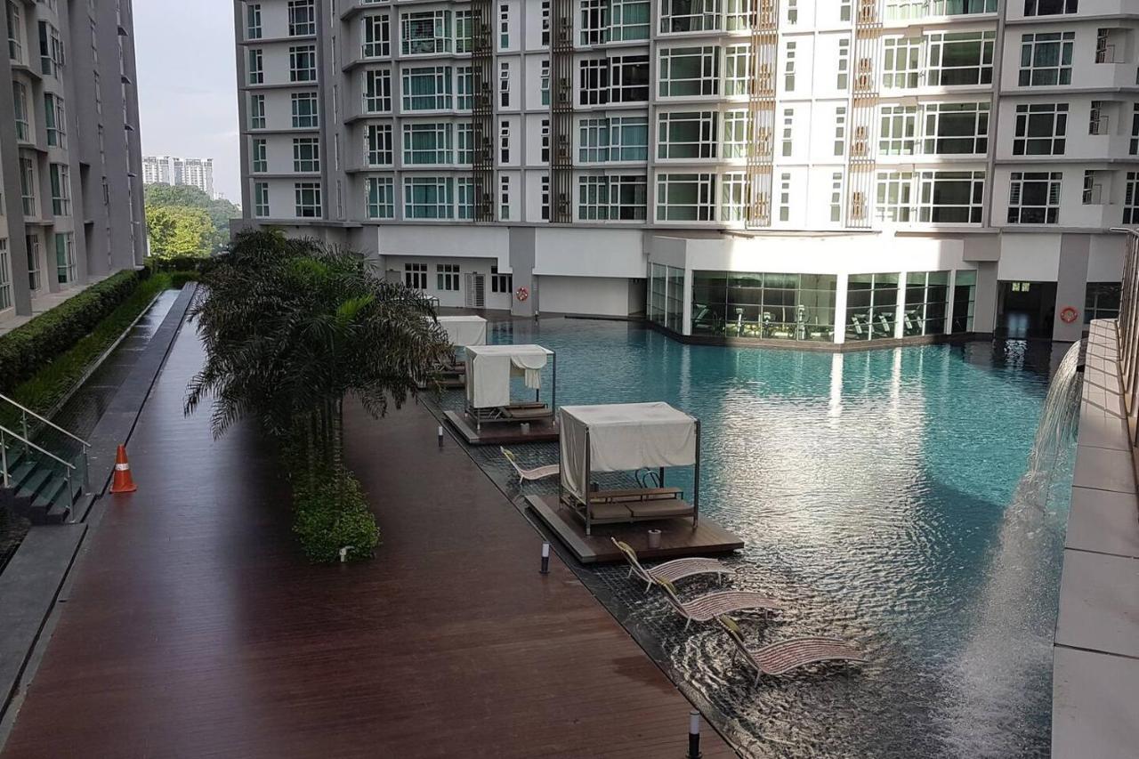 Homestay Kuala Lumpur ; Terminal TBS ; Bukit Jalil Bagian luar foto