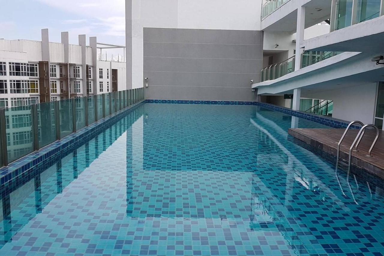 Homestay Kuala Lumpur ; Terminal TBS ; Bukit Jalil Bagian luar foto